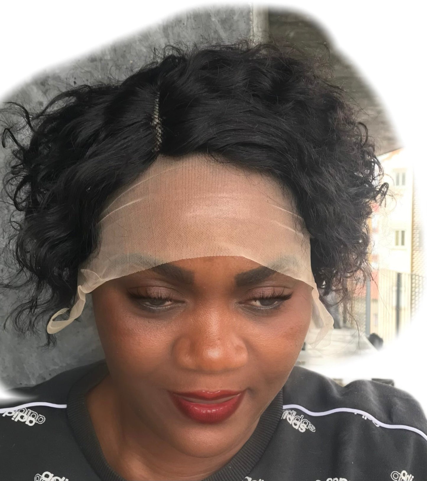 Perruque lace wig coupe bouclée - Premium Perruque et extension from Nkento Ethnik - Just €55! Shop now at Nkento Ethnik