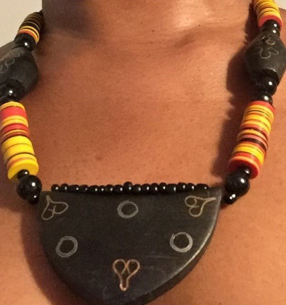 Collier Ethnik - Premium  from Florence Galliano - Just €7! Shop now at  Nkento Ethnik 